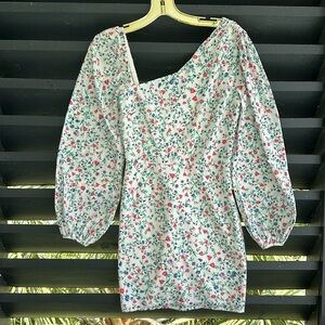 GORGEOUS Lovers + Friends Floral Dtess